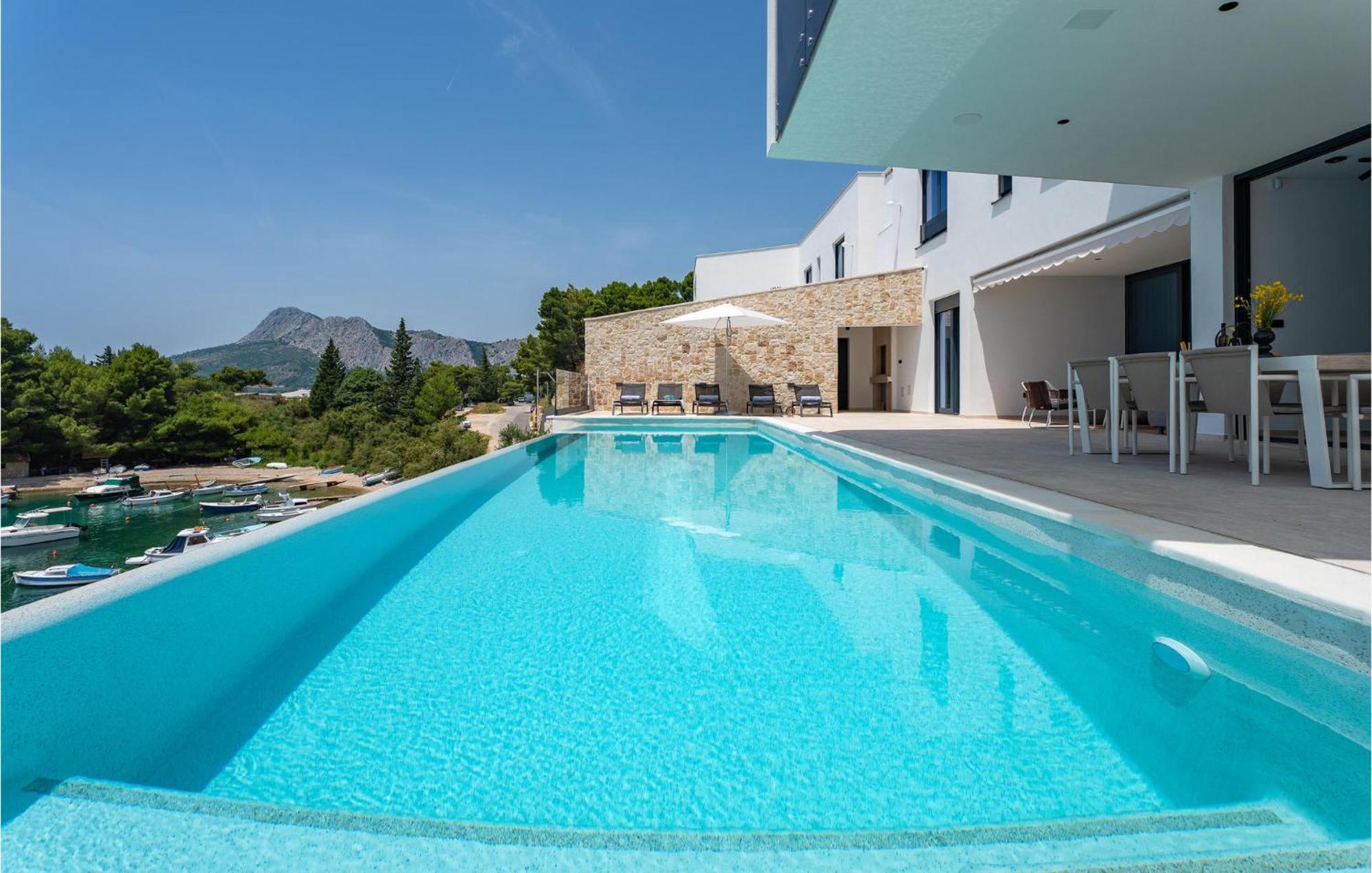 Beautiful Home In Omis With Kitchen 외부 사진
