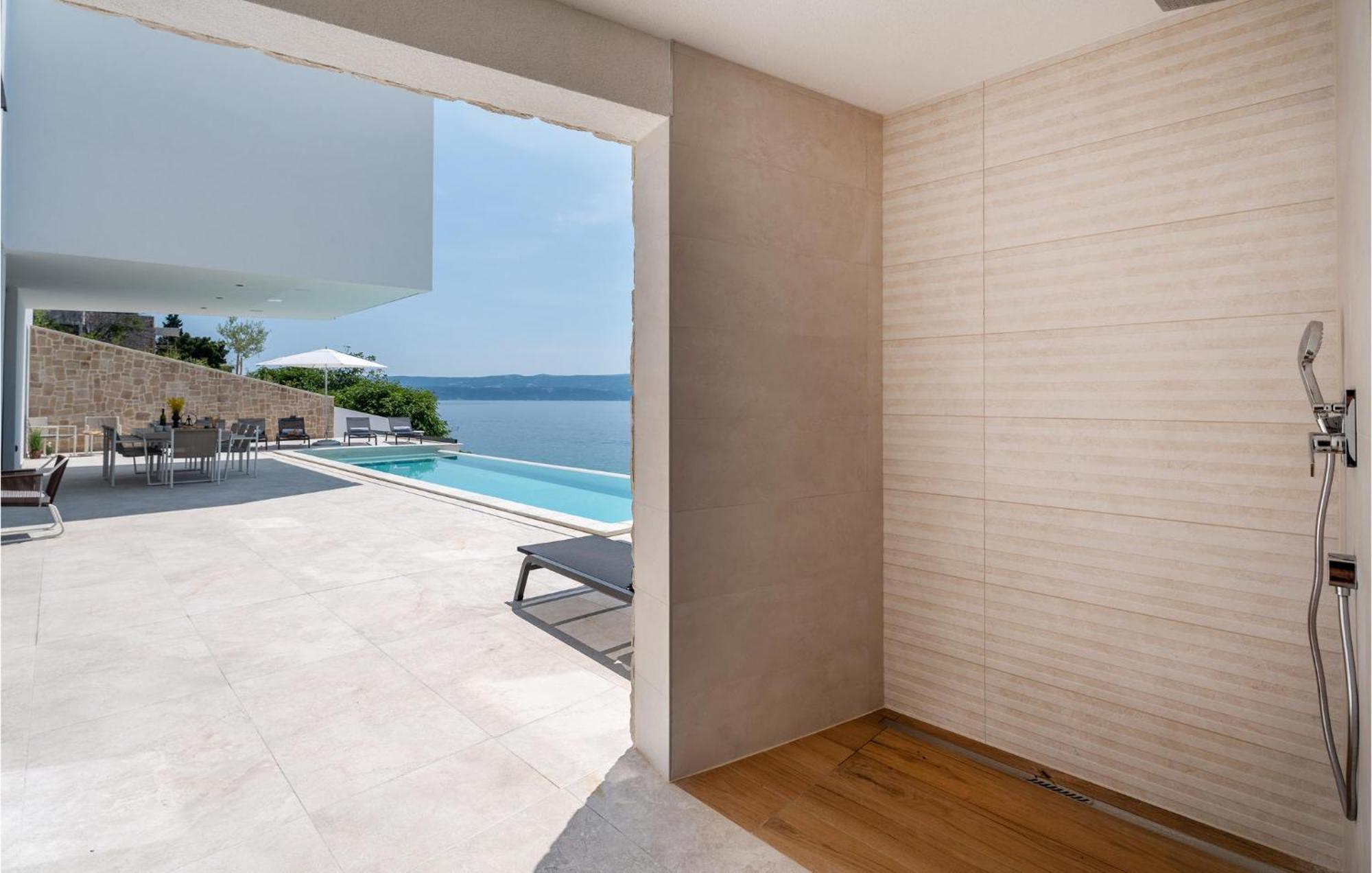 Beautiful Home In Omis With Kitchen 외부 사진