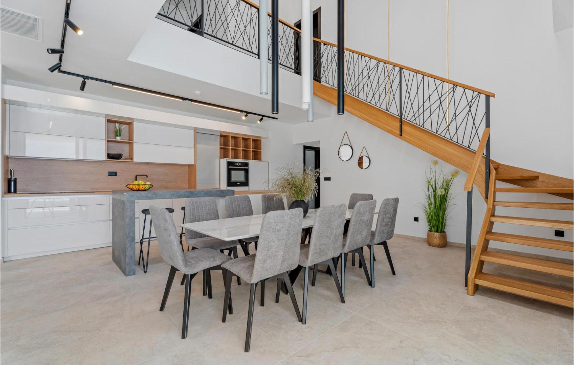 Beautiful Home In Omis With Kitchen 외부 사진