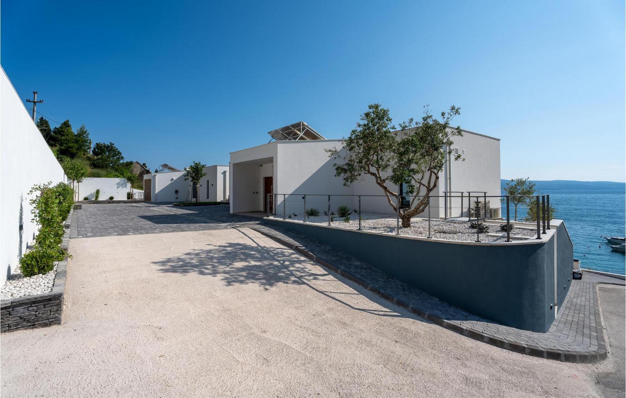 Beautiful Home In Omis With Kitchen 외부 사진